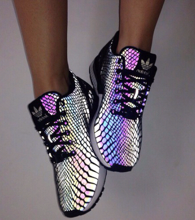 Holograficzne buty adidas