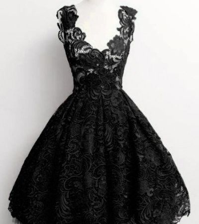 Koronkowa czarna elegnacka sukienka